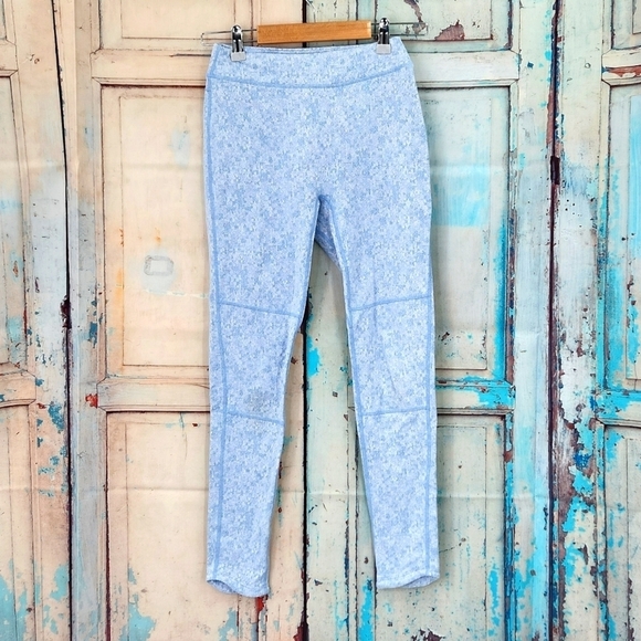 Gymshark Fleur Textured Leggings - Picture 1 of 5